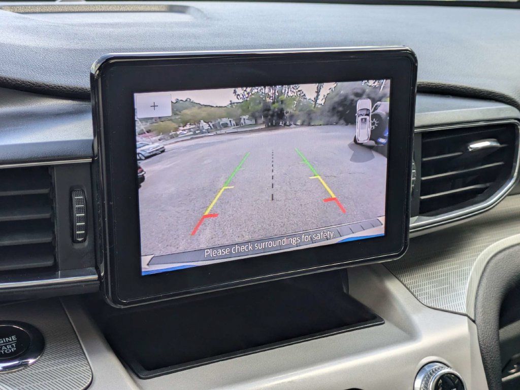 Used 2023 Ford Explorer XLT w/ Equipment Group 202A RWD image 23