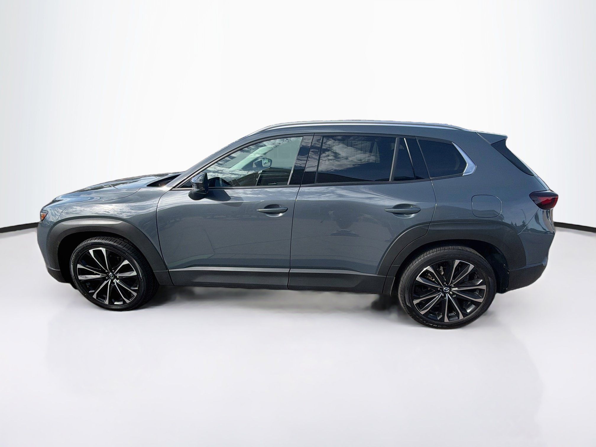 Used 2025 MAZDA CX-50 AWD 2.5 S w/ Premium Plus Pkg image 4