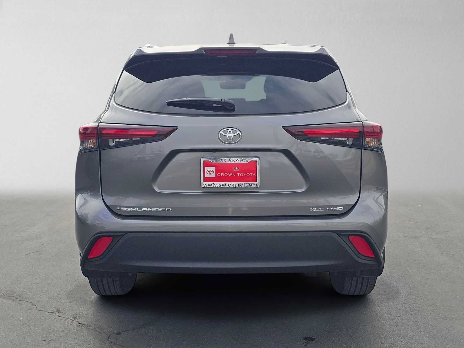 Certified 2026 Toyota Highlander XLE AWD/4WD image 4