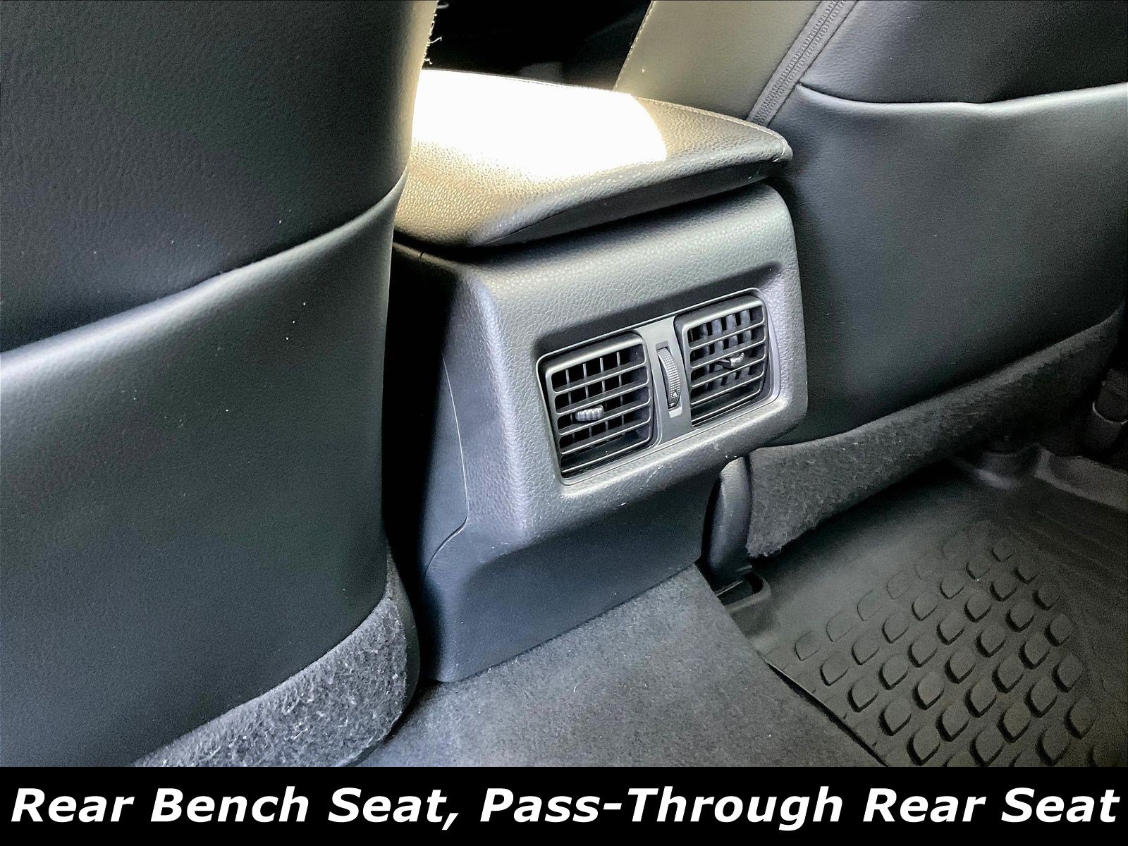 Used 2021 Toyota Camry XSE FWD image 10