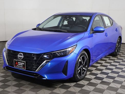 Used 2025 Nissan Sentra SV FWD image 6