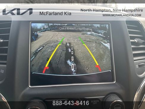 Used 2018 Jeep Grand Cherokee Overland image 23