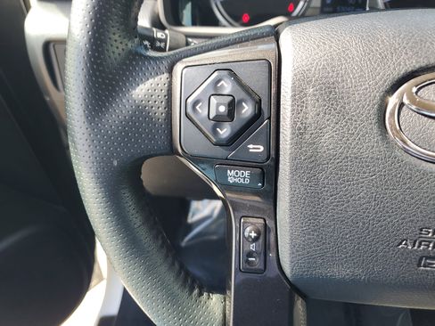 Used 2019 Toyota 4Runner TRD Off-Road image 21