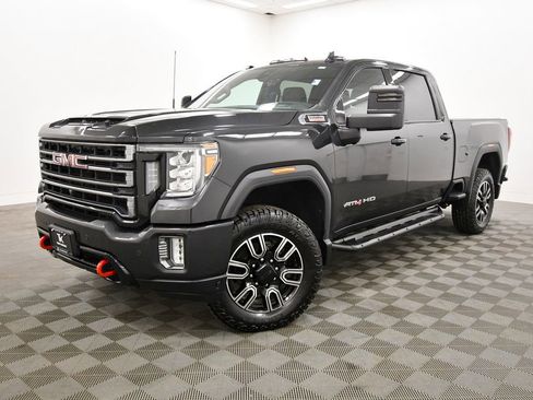 Used 2020 GMC Sierra 2500 AT4 w/ AT4 Premium Package image 2