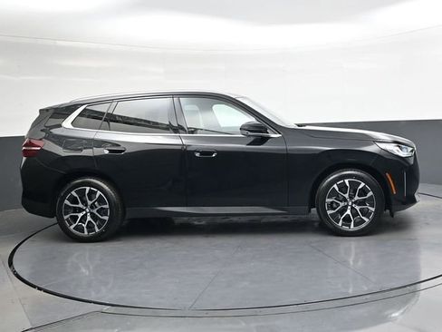 Used 2026 BMW X3 xDrive30 w/ Premium Package image 3