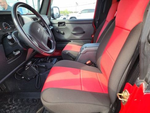 Used 2005 Jeep Wrangler X w/ Rocky Mountain Edition Group AWD/4WD image 7