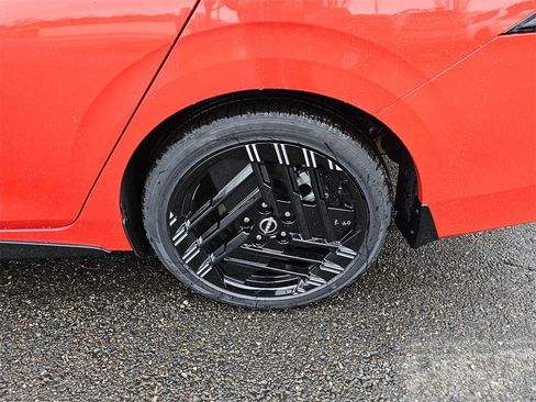 New 2026 Nissan Sentra SR image 9