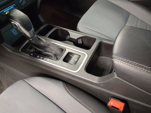 Used 2018 Ford Escape S image 26