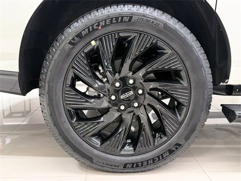 New 2025 Lincoln Navigator L Black Label w/ Black Label Special Edition image 5