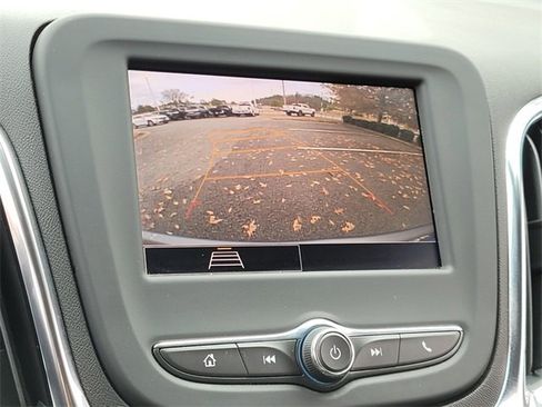 Used 2024 Chevrolet Equinox LT image 22