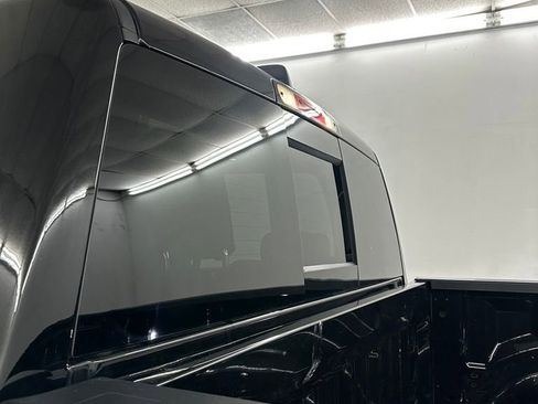 Used 2025 RAM 1500 Laramie w/ Night Edition AWD/4WD image 31