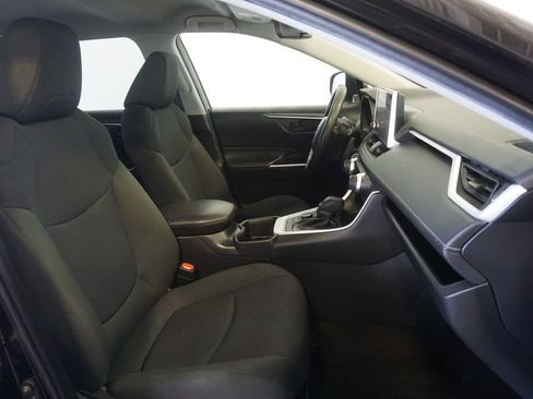 Used 2023 Toyota RAV4 LE AWD/4WD image 19