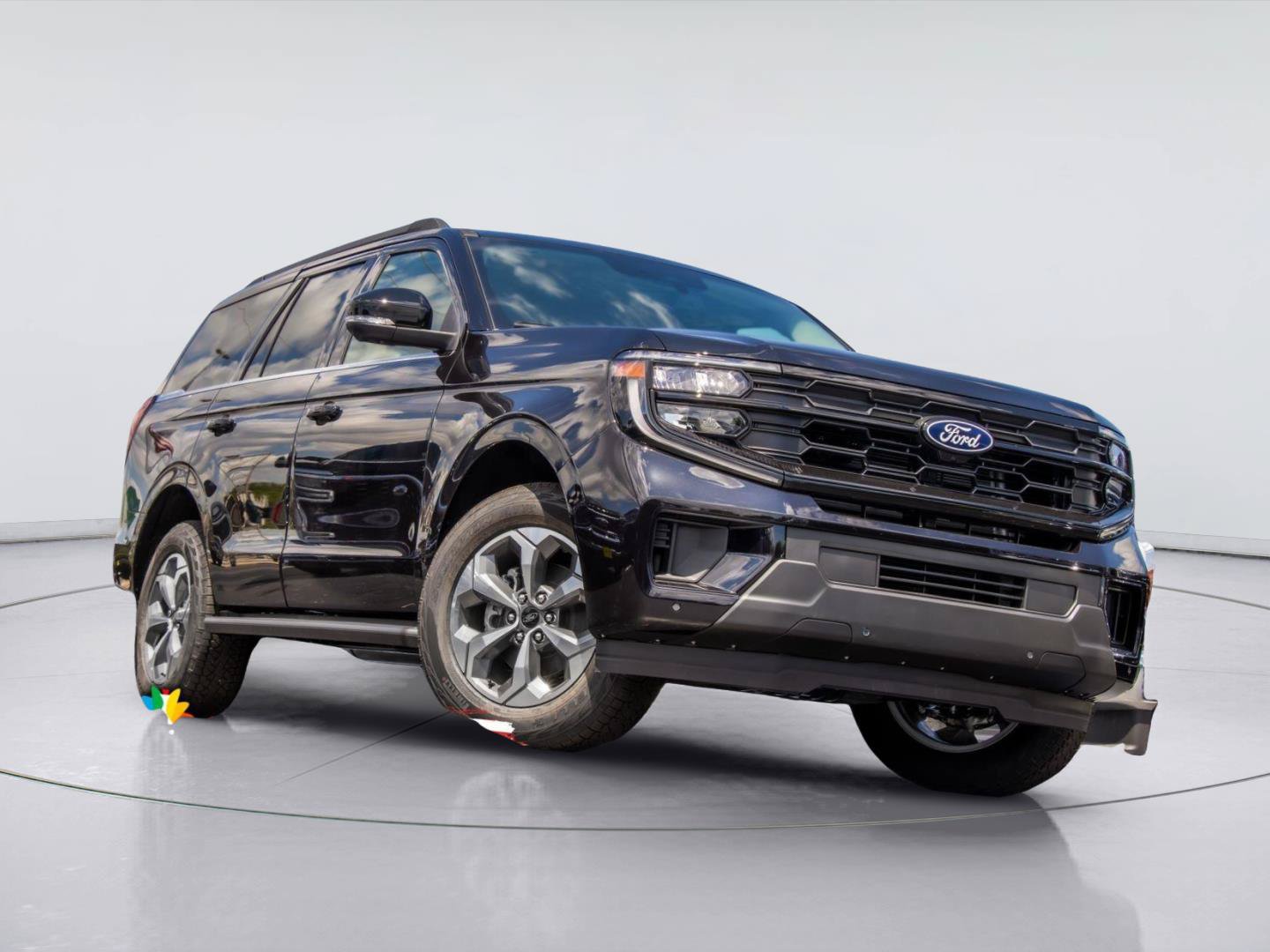 Used 2027 Ford Expedition Active AWD/4WD image 2