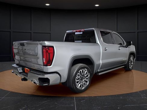 Used 2025 GMC Sierra 1500 Denali Ultimate AWD/4WD image 5