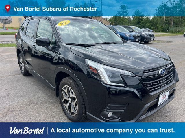 Used 2023 Subaru Forester Premium AWD/4WD image 8