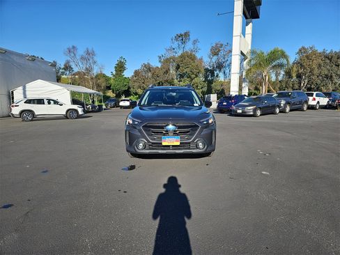 Certified 2023 Subaru Outback Onyx Edition image 2