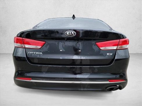 Used 2018 Kia Optima EX w/ Premium Package FWD image 6