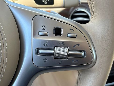 Used 2020 Mercedes-Benz S 560 Sedan image 21
