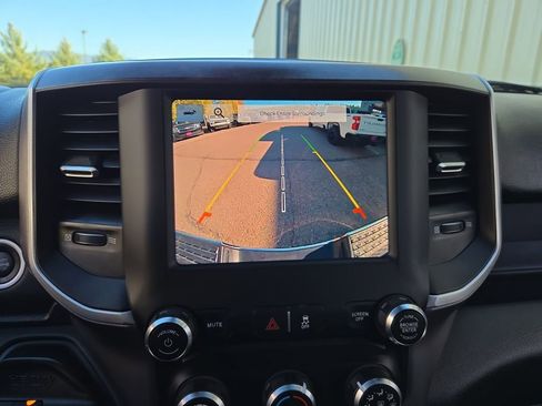 Used 2022 RAM 2500 Big Horn image 24