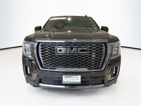 Used 2024 GMC Yukon Denali Ultimate image 2