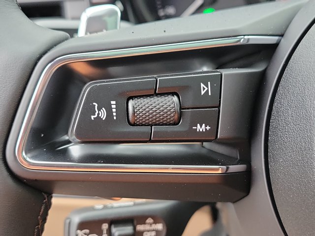 Used 2026 Porsche Macan AWD/4WD image 29