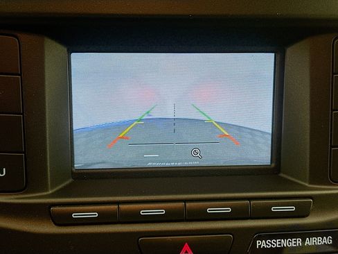 Used 2018 Ford Explorer FWD image 21