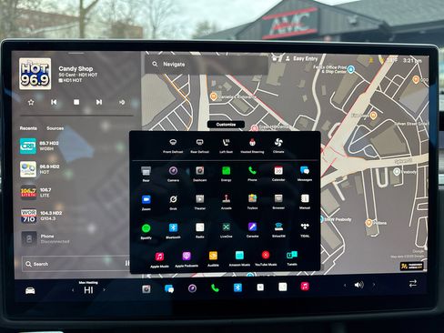 Used 2022 Tesla Model S Standard Range image 43