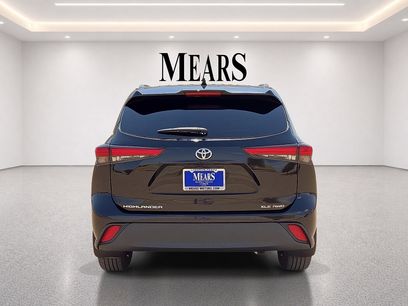 Used 2021 Toyota Highlander XLE