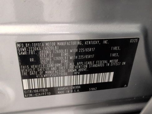 Used 2025 Toyota RAV4 LE AWD/4WD image 27