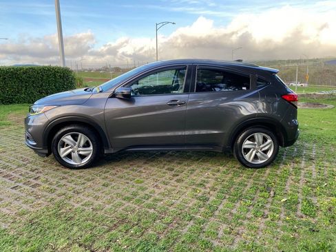 Used 2019 Honda HR-V EX image 4