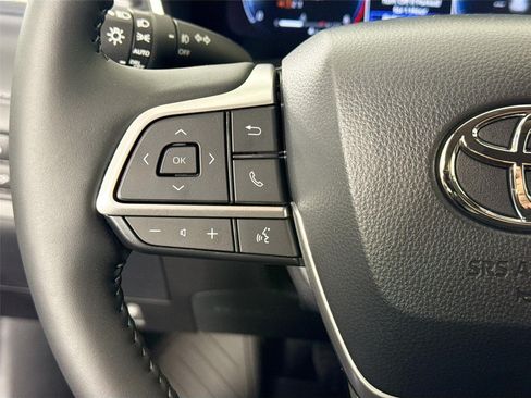 New 2026 Toyota Highlander Limited AWD/4WD image 21