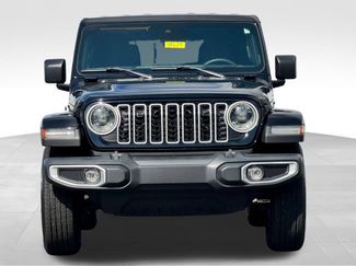 Used 2024 Jeep Wrangler Unlimited Sahara AWD/4WD video 2