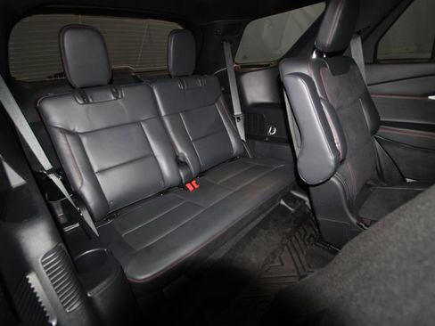 Used 2025 Ford Explorer ST w/ Sun And Sound Package image 27