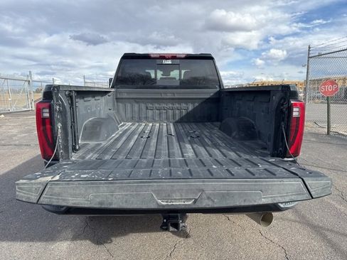 Used 2024 GMC Sierra 2500 Denali w/ Technology Package image 8