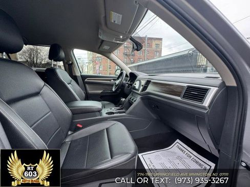 Used 2021 Volkswagen Atlas SE image 15