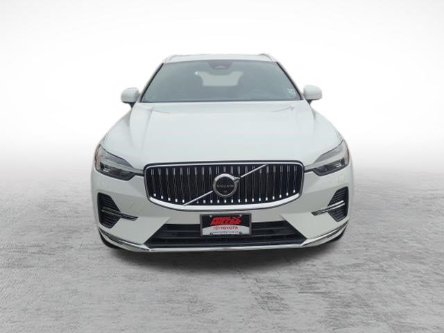 Used 2022 Volvo XC60 T8 Inscription AWD/4WD image 2