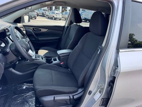Used 2019 Nissan Rogue Sport S FWD image 18