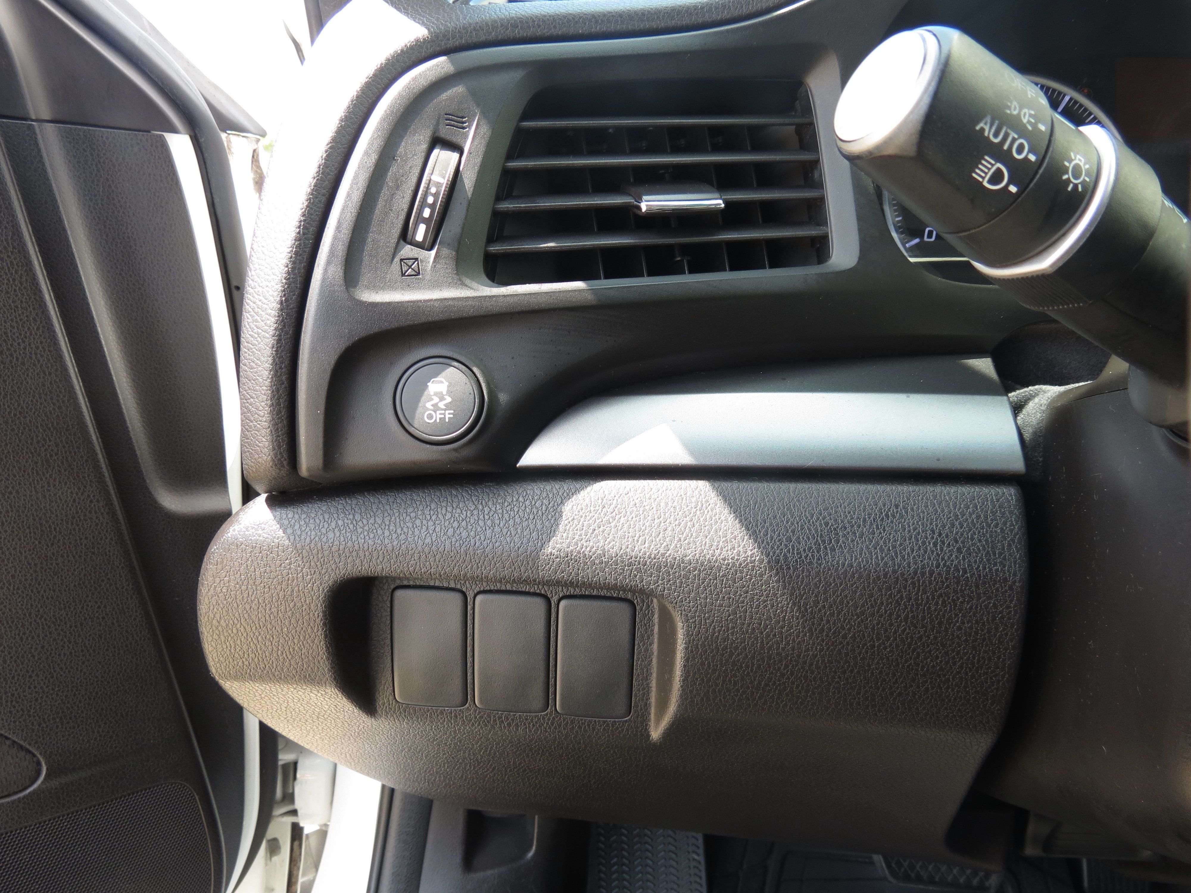 Used 2013 Acura ILX FWD image 11