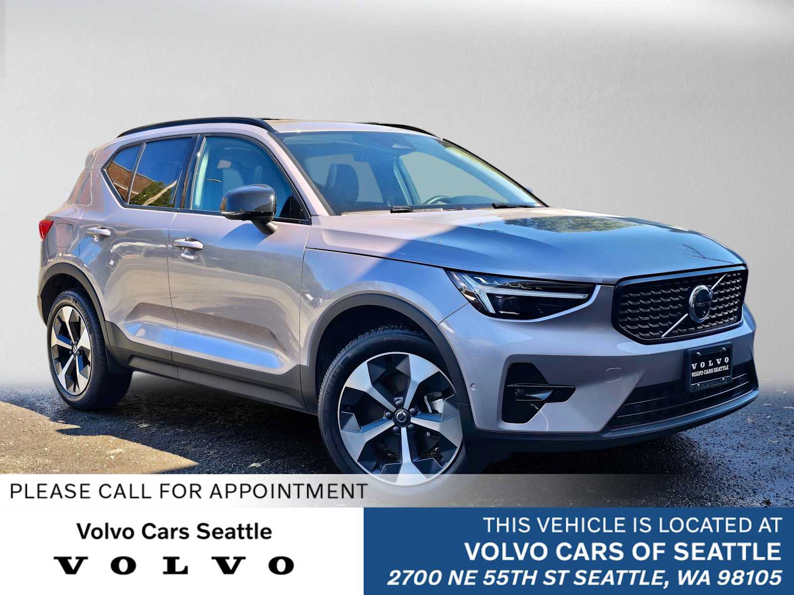 Certified 2026 Volvo XC40 B5 Plus AWD/4WD image 1