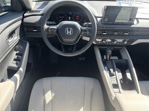 New 2025 Honda Accord SE image 19
