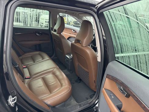 Used 2016 Volvo XC70 T5 Premier image 23