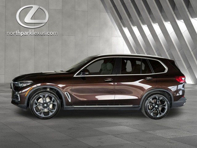 Used 2019 BMW X5 xDrive40i w/ Convenience Package AWD/4WD image 1