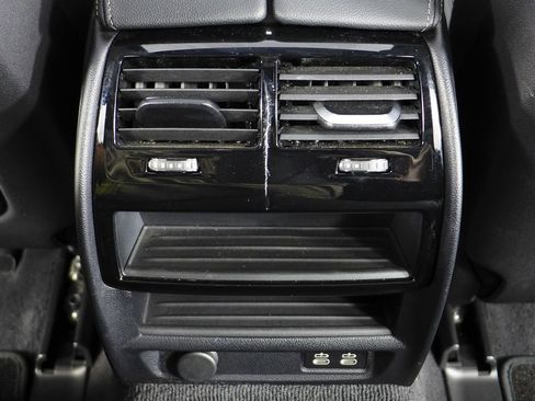 Used 2023 BMW 530e w/ Premium Package image 23