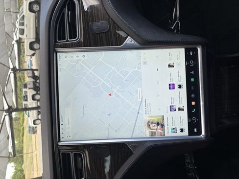 Used 2015 Tesla Model S 85D AWD/4WD image 9