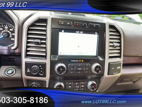 Used 2019 Ford F150 King Ranch w/ Equipment Group 601A Luxury AWD/4WD image 22