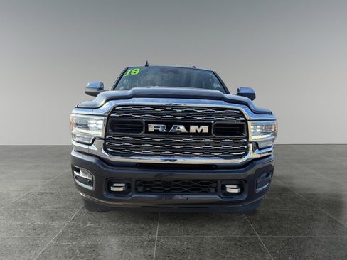Used 2019 RAM 2500 Limited AWD/4WD image 11