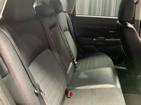 Used 2022 Mitsubishi Outlander Sport SE image 13