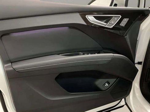 Used 2024 Audi Q4 e-tron Premium Plus w/ Premium Plus image 25