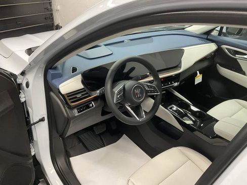 New 2026 Buick Envision Avenir image 9