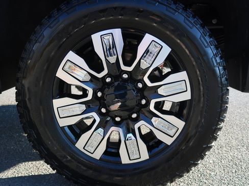 New 2026 GMC Sierra 3500 Denali w/ Denali Reserve Package image 22